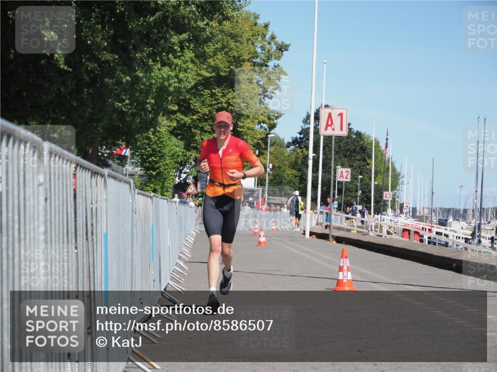 17.08.2025 - KN Förde Triathlon 2025 KatJ http://msf.ph/oto/8586507 17.08.2025 13:28:02 Laufen 424, 472 meine-sportfotos.de