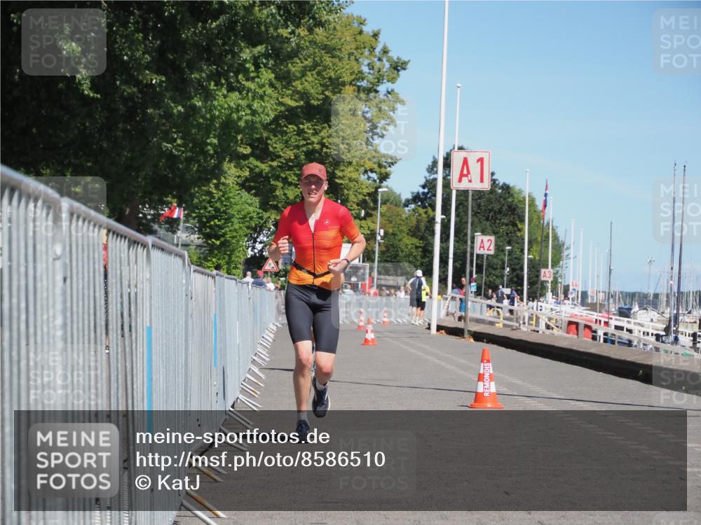 17.08.2025 - KN Förde Triathlon 2025 KatJ http://msf.ph/oto/8586510 17.08.2025 13:28:02 Laufen 424, 472 meine-sportfotos.de