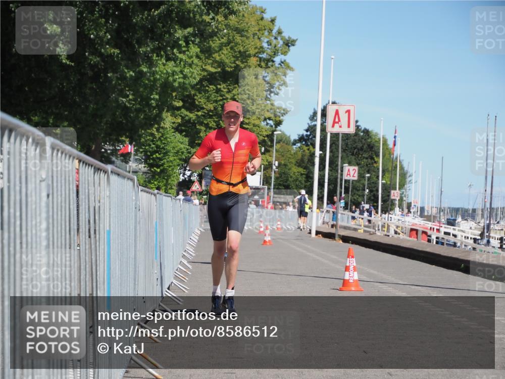 17.08.2025 - KN Förde Triathlon 2025 KatJ http://msf.ph/oto/8586512 17.08.2025 13:28:03 Laufen 424, 472 meine-sportfotos.de