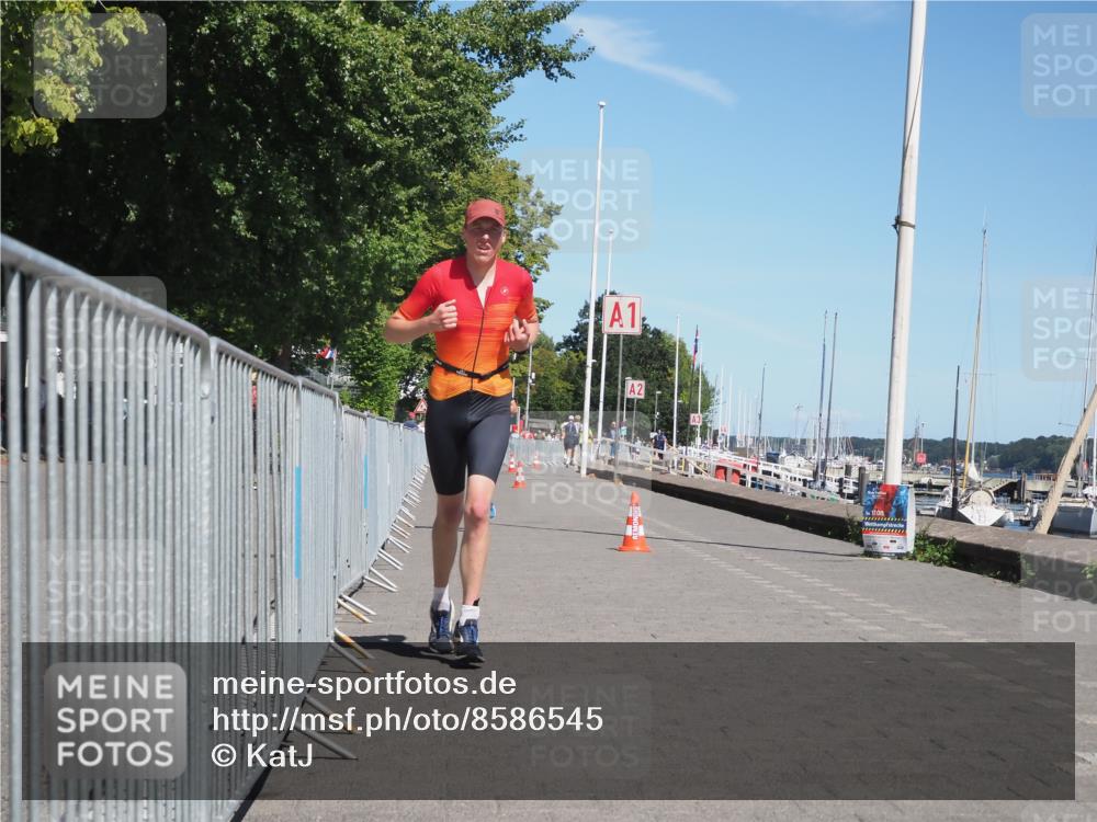17.08.2025 - KN Förde Triathlon 2025 KatJ http://msf.ph/oto/8586545 17.08.2025 13:28:04 Laufen 424, 472 meine-sportfotos.de