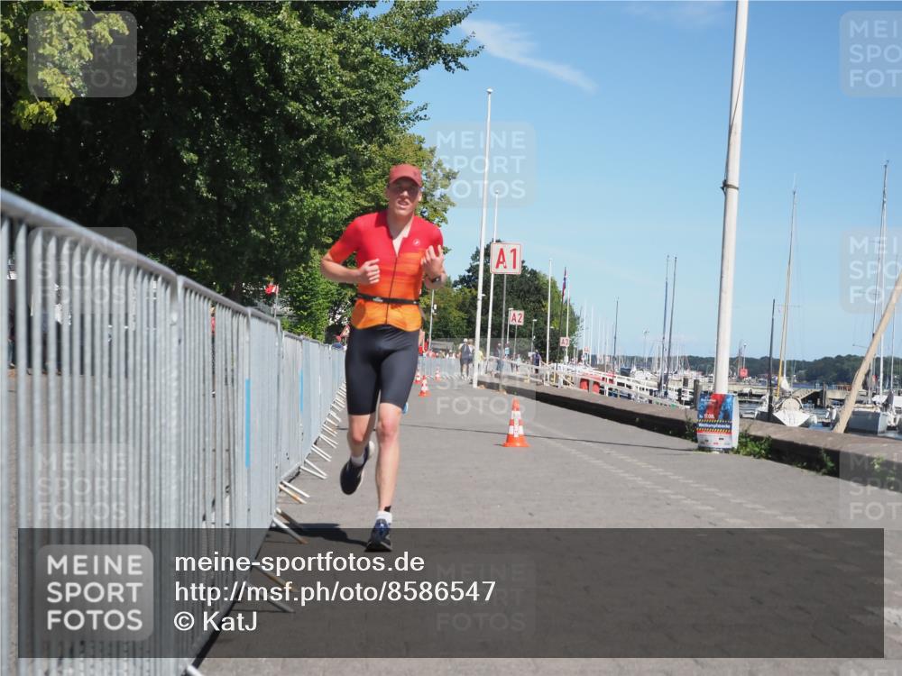 17.08.2025 - KN Förde Triathlon 2025 KatJ http://msf.ph/oto/8586547 17.08.2025 13:28:04 Laufen 424, 472 meine-sportfotos.de