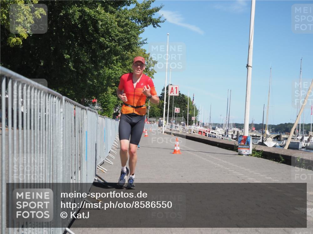 17.08.2025 - KN Förde Triathlon 2025 KatJ http://msf.ph/oto/8586550 17.08.2025 13:28:04 Laufen 424, 472 meine-sportfotos.de