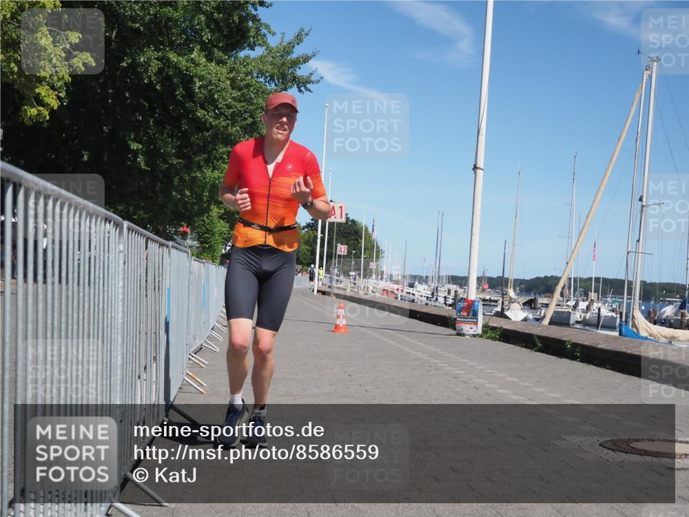 17.08.2025 - KN Förde Triathlon 2025 KatJ http://msf.ph/oto/8586559 17.08.2025 13:28:05 Laufen 424, 472 meine-sportfotos.de