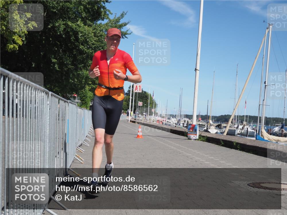 17.08.2025 - KN Förde Triathlon 2025 KatJ http://msf.ph/oto/8586562 17.08.2025 13:28:05 Laufen 424, 472 meine-sportfotos.de