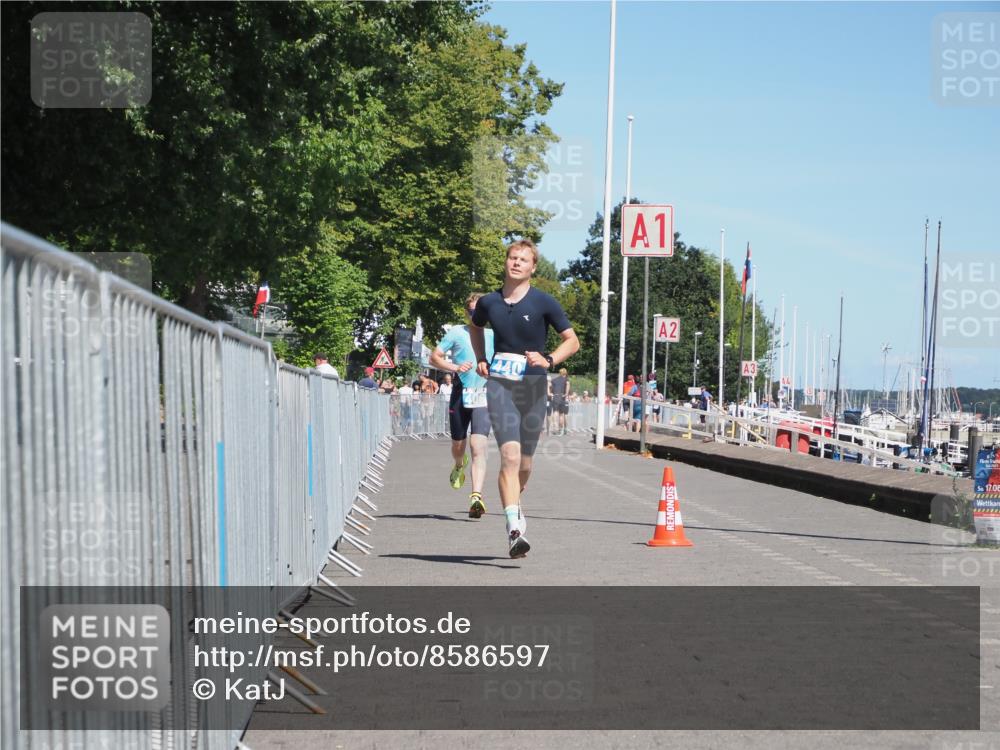 17.08.2025 - KN Förde Triathlon 2025 KatJ http://msf.ph/oto/8586597 17.08.2025 13:28:34 Laufen 406, 440 meine-sportfotos.de
