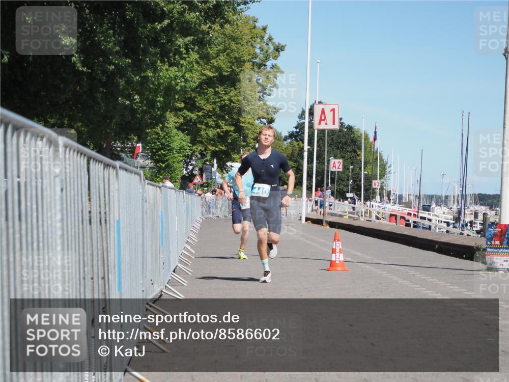 17.08.2025 - KN Förde Triathlon 2025 KatJ http://msf.ph/oto/8586602 17.08.2025 13:28:35 Laufen 406, 440 meine-sportfotos.de
