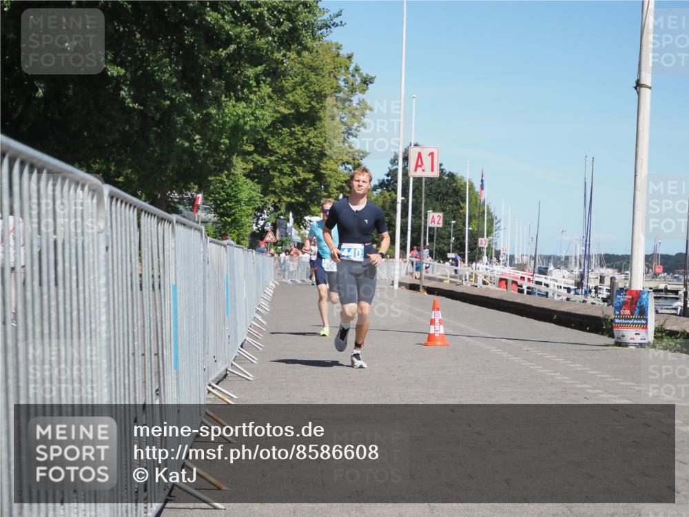 17.08.2025 - KN Förde Triathlon 2025 KatJ http://msf.ph/oto/8586608 17.08.2025 13:28:35 Laufen 406, 440 meine-sportfotos.de