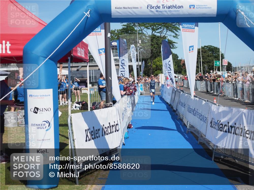 17.08.2025 - KN Förde Triathlon 2025 MichiJ http://msf.ph/oto/8586620 17.08.2025 13:28:20 Laufen 408 meine-sportfotos.de