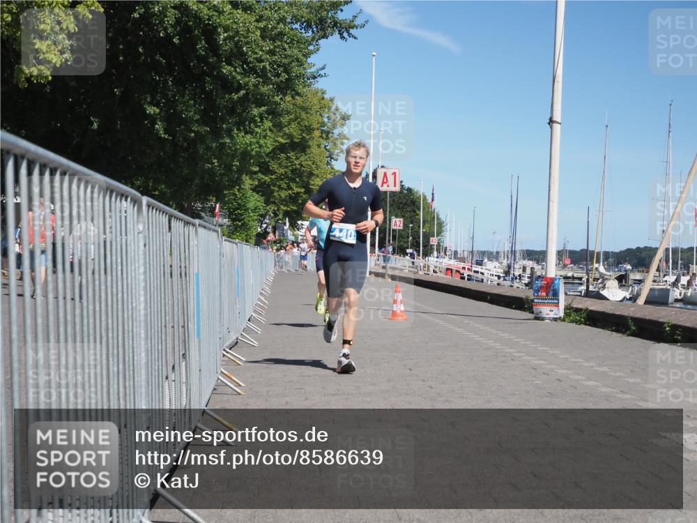 17.08.2025 - KN Förde Triathlon 2025 KatJ http://msf.ph/oto/8586639 17.08.2025 13:28:36 Laufen 406, 440 meine-sportfotos.de