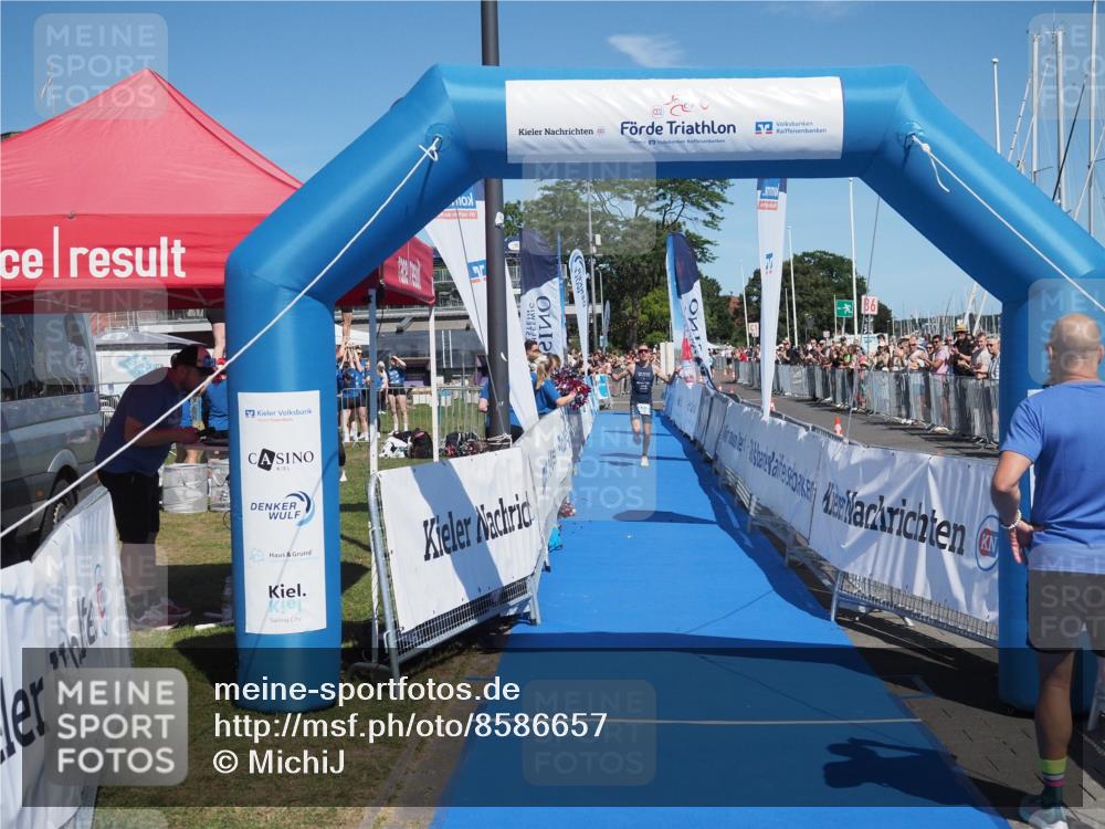 17.08.2025 - KN Förde Triathlon 2025 MichiJ http://msf.ph/oto/8586657 17.08.2025 13:28:22 Laufen 408 meine-sportfotos.de