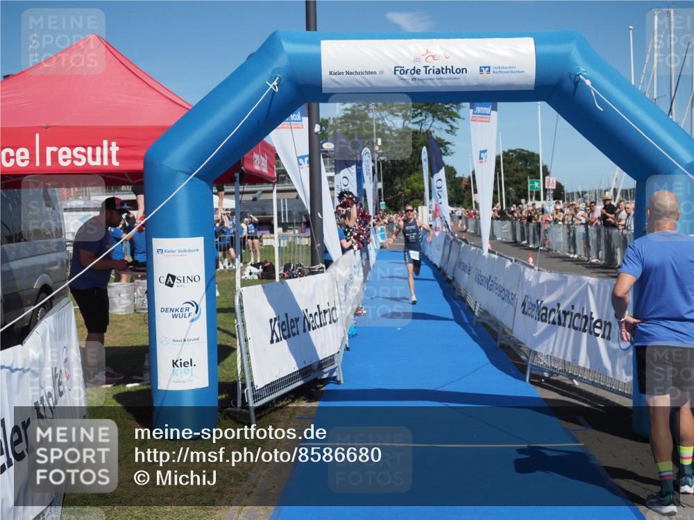 17.08.2025 - KN Förde Triathlon 2025 MichiJ http://msf.ph/oto/8586680 17.08.2025 13:28:23 Laufen 408 meine-sportfotos.de