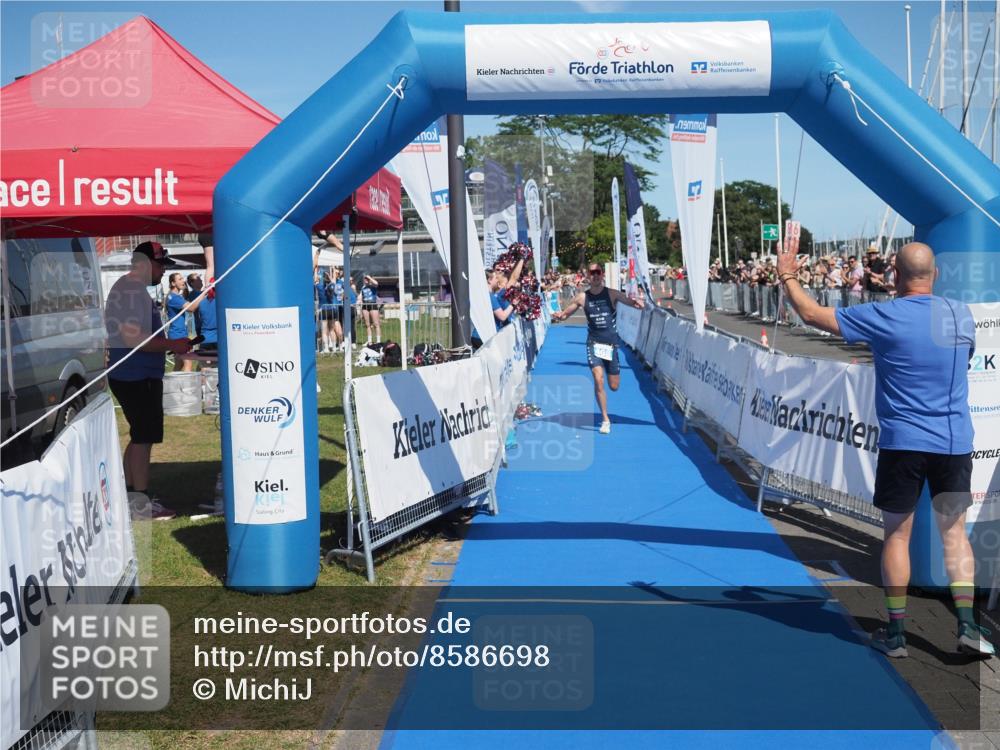 17.08.2025 - KN Förde Triathlon 2025 MichiJ http://msf.ph/oto/8586698 17.08.2025 13:28:23 Laufen 408 meine-sportfotos.de