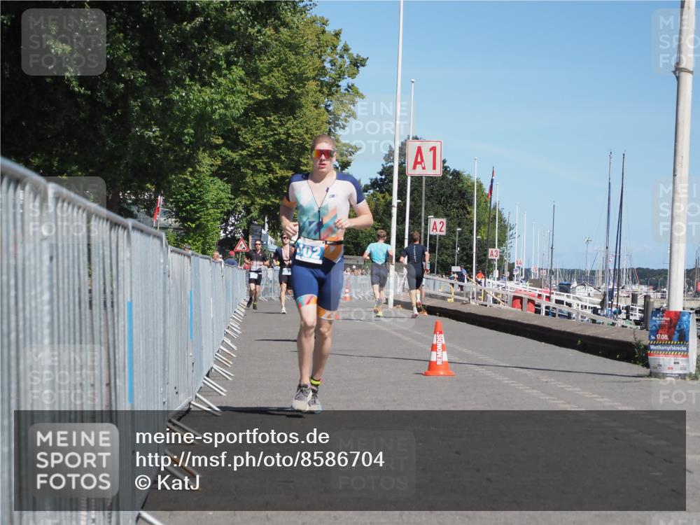 17.08.2025 - KN Förde Triathlon 2025 KatJ http://msf.ph/oto/8586704 17.08.2025 13:28:51 Laufen 398, 402 meine-sportfotos.de