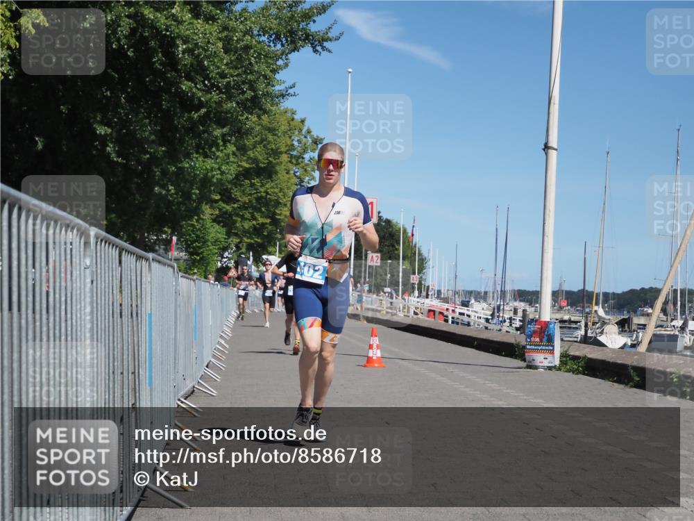 17.08.2025 - KN Förde Triathlon 2025 KatJ http://msf.ph/oto/8586718 17.08.2025 13:28:53 Laufen 398, 402, 454 meine-sportfotos.de