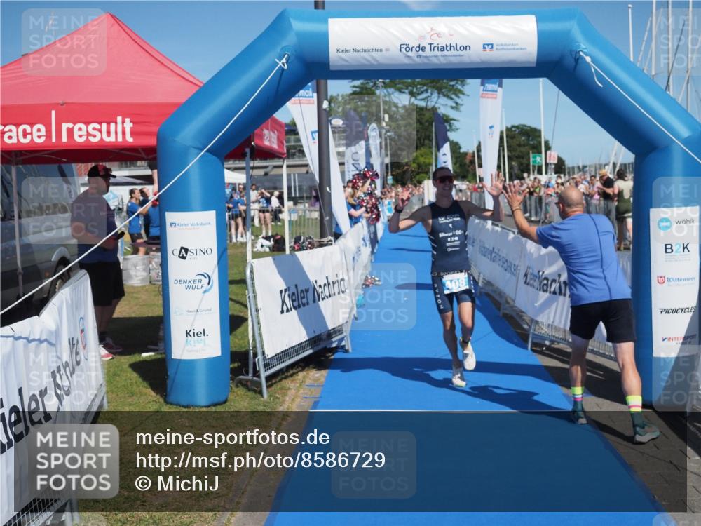 17.08.2025 - KN Förde Triathlon 2025 MichiJ http://msf.ph/oto/8586729 17.08.2025 13:28:25 Laufen 408 meine-sportfotos.de