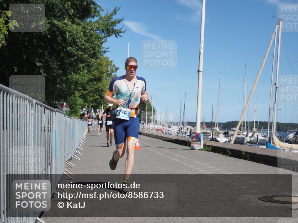 17.08.2025 - KN Förde Triathlon 2025 KatJ http://msf.ph/oto/8586733 17.08.2025 13:28:53 Laufen 398, 402, 454 meine-sportfotos.de