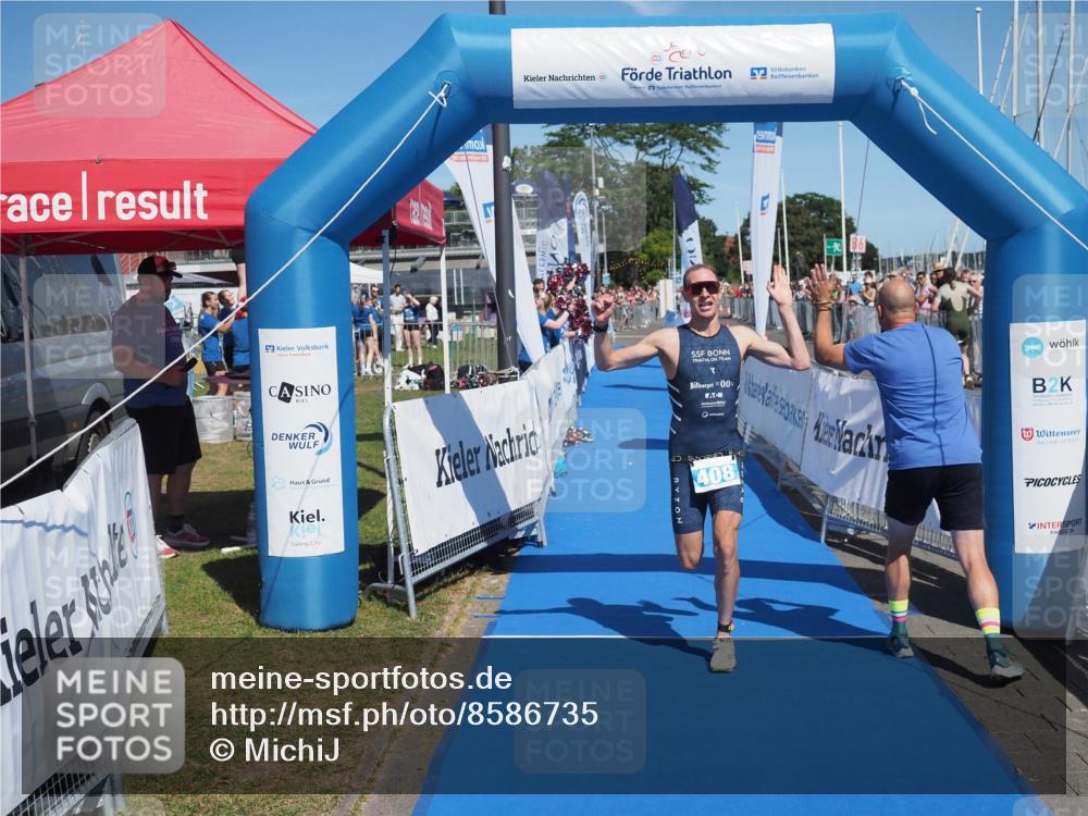 17.08.2025 - KN Förde Triathlon 2025 MichiJ http://msf.ph/oto/8586735 17.08.2025 13:28:25 Laufen 408 meine-sportfotos.de
