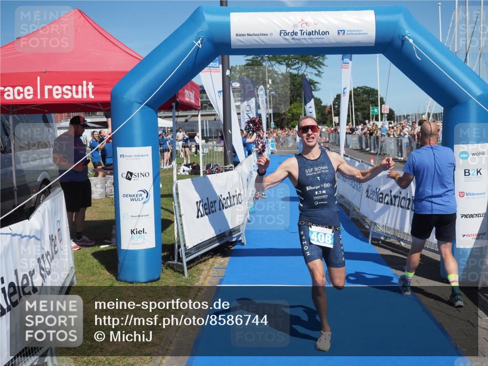 17.08.2025 - KN Förde Triathlon 2025 MichiJ http://msf.ph/oto/8586744 17.08.2025 13:28:25 Laufen 408 meine-sportfotos.de