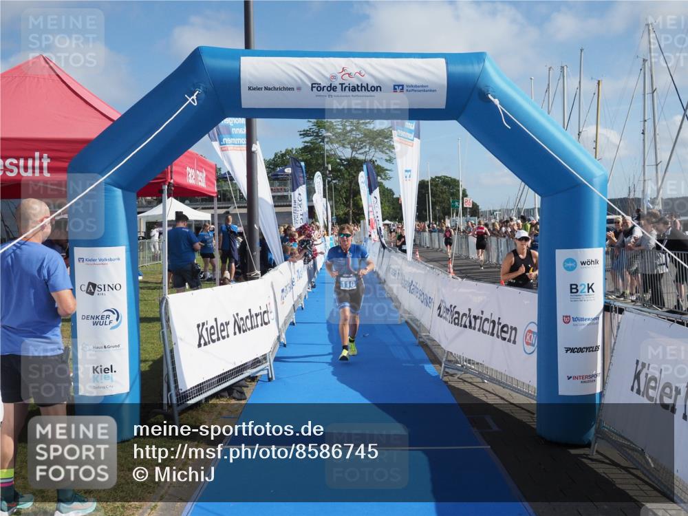 17.08.2025 - KN Förde Triathlon 2025 MichiJ http://msf.ph/oto/8586745 17.08.2025 10:26:21 Laufen 106, 110 meine-sportfotos.de
