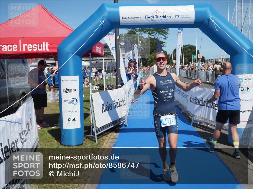17.08.2025 - KN Förde Triathlon 2025 MichiJ http://msf.ph/oto/8586747 17.08.2025 13:28:26 Laufen 408 meine-sportfotos.de