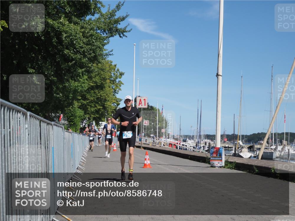 17.08.2025 - KN Förde Triathlon 2025 KatJ http://msf.ph/oto/8586748 17.08.2025 13:28:56 Laufen 398, 402, 454 meine-sportfotos.de