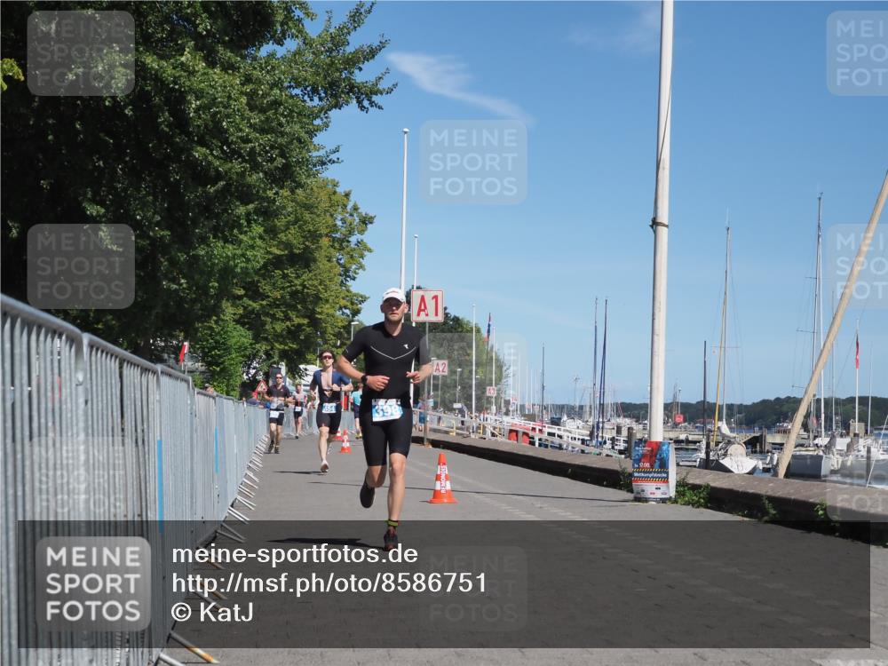 17.08.2025 - KN Förde Triathlon 2025 KatJ http://msf.ph/oto/8586751 17.08.2025 13:28:56 Laufen 398, 402, 454 meine-sportfotos.de
