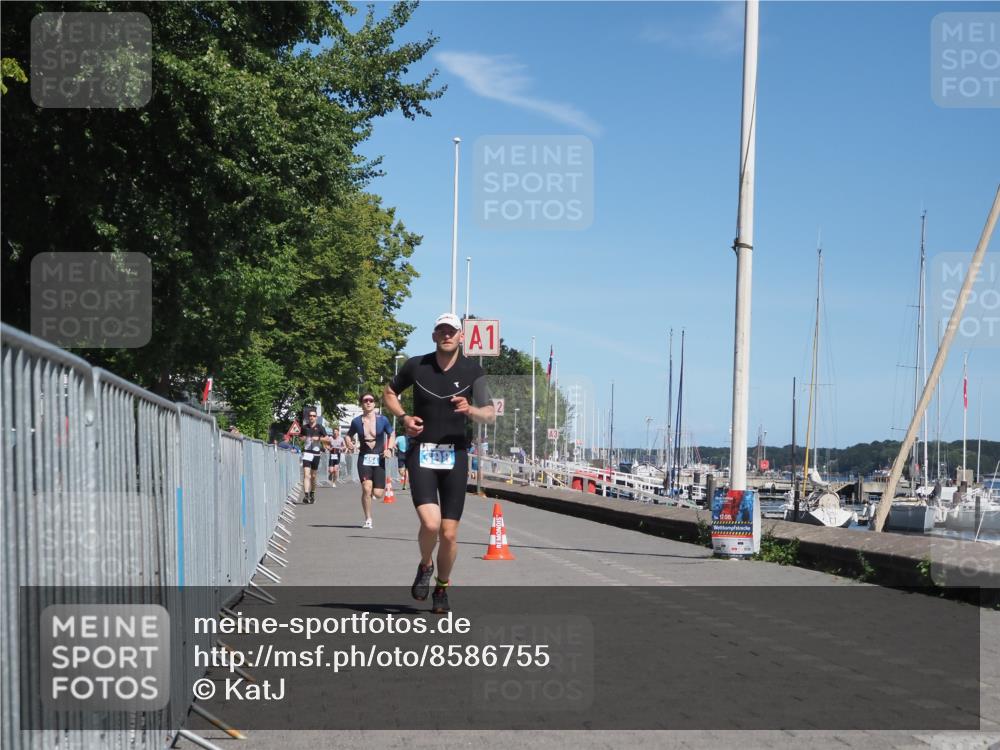 17.08.2025 - KN Förde Triathlon 2025 KatJ http://msf.ph/oto/8586755 17.08.2025 13:28:56 Laufen 398, 402, 454 meine-sportfotos.de
