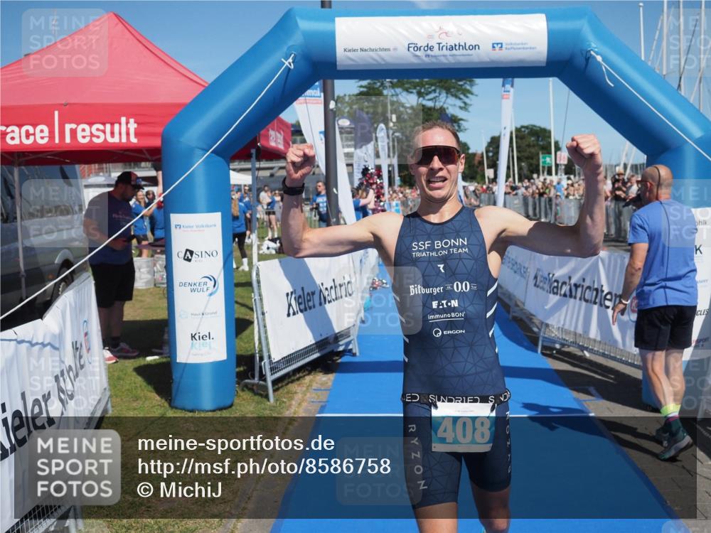 17.08.2025 - KN Förde Triathlon 2025 MichiJ http://msf.ph/oto/8586758 17.08.2025 13:28:26 Laufen 408 meine-sportfotos.de