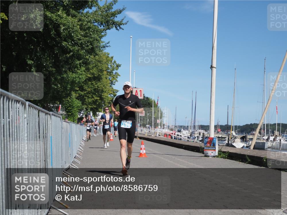 17.08.2025 - KN Förde Triathlon 2025 KatJ http://msf.ph/oto/8586759 17.08.2025 13:28:56 Laufen 398, 402, 454 meine-sportfotos.de
