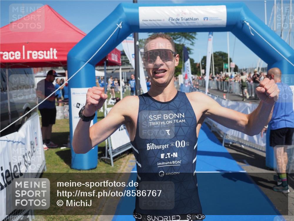 17.08.2025 - KN Förde Triathlon 2025 MichiJ http://msf.ph/oto/8586767 17.08.2025 13:28:26 Laufen 408 meine-sportfotos.de