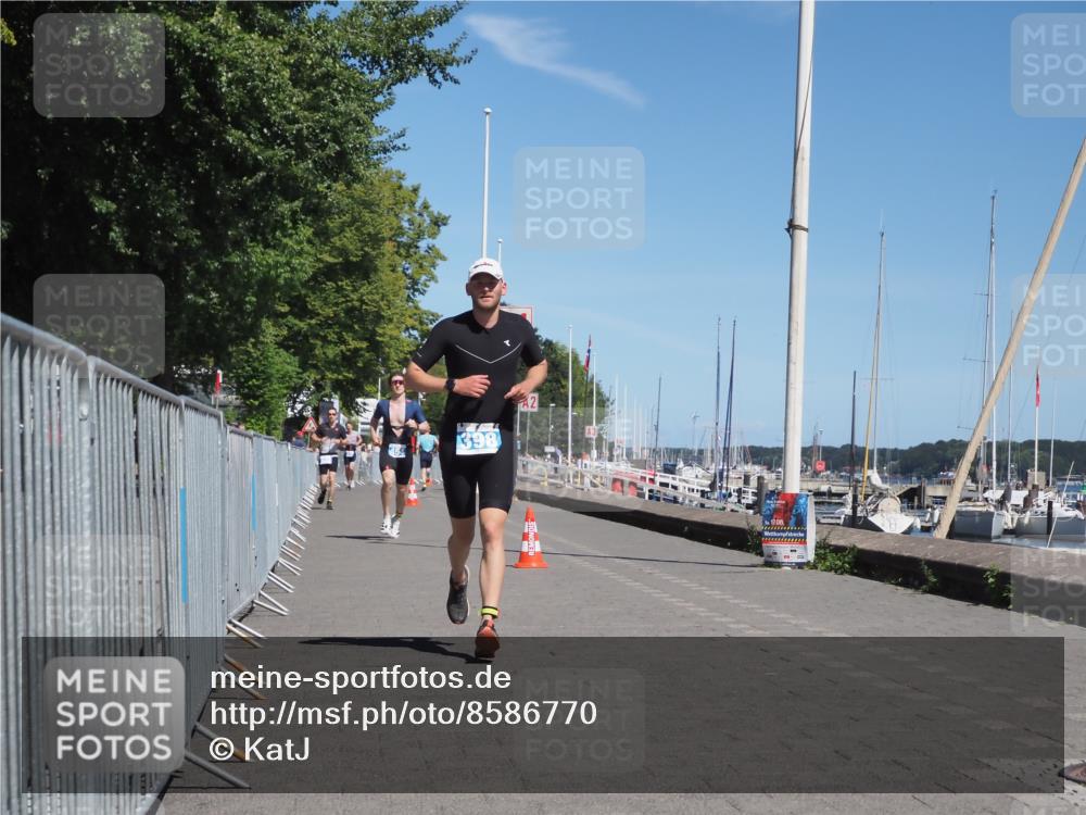 17.08.2025 - KN Förde Triathlon 2025 KatJ http://msf.ph/oto/8586770 17.08.2025 13:28:56 Laufen 398, 402, 454 meine-sportfotos.de
