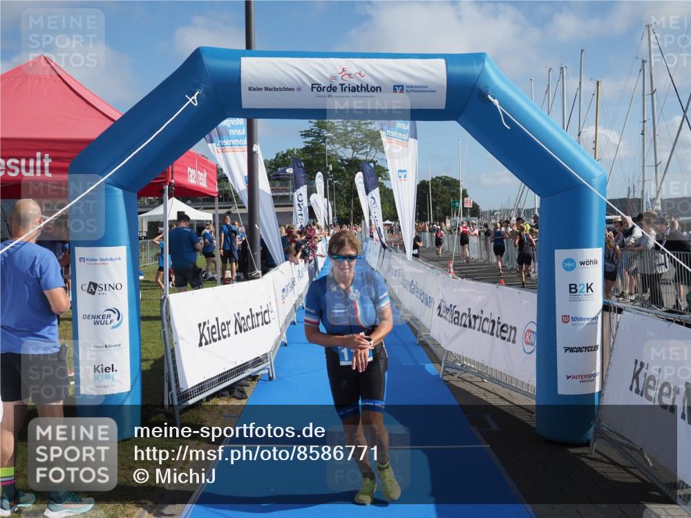 17.08.2025 - KN Förde Triathlon 2025 MichiJ http://msf.ph/oto/8586771 17.08.2025 10:26:23 Laufen 106, 110 meine-sportfotos.de