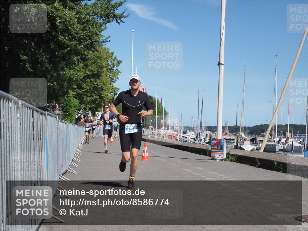 17.08.2025 - KN Förde Triathlon 2025 KatJ http://msf.ph/oto/8586774 17.08.2025 13:28:56 Laufen 398, 402, 454 meine-sportfotos.de