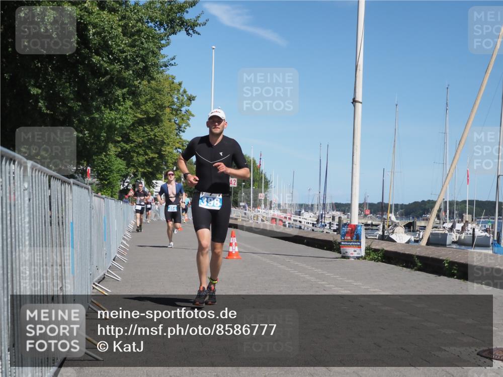 17.08.2025 - KN Förde Triathlon 2025 KatJ http://msf.ph/oto/8586777 17.08.2025 13:28:57 Laufen 398, 402, 454 meine-sportfotos.de