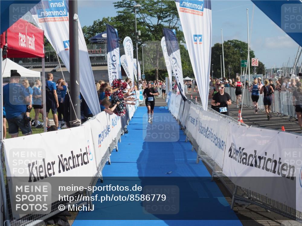 17.08.2025 - KN Förde Triathlon 2025 MichiJ http://msf.ph/oto/8586779 17.08.2025 10:26:25 Laufen 110 meine-sportfotos.de