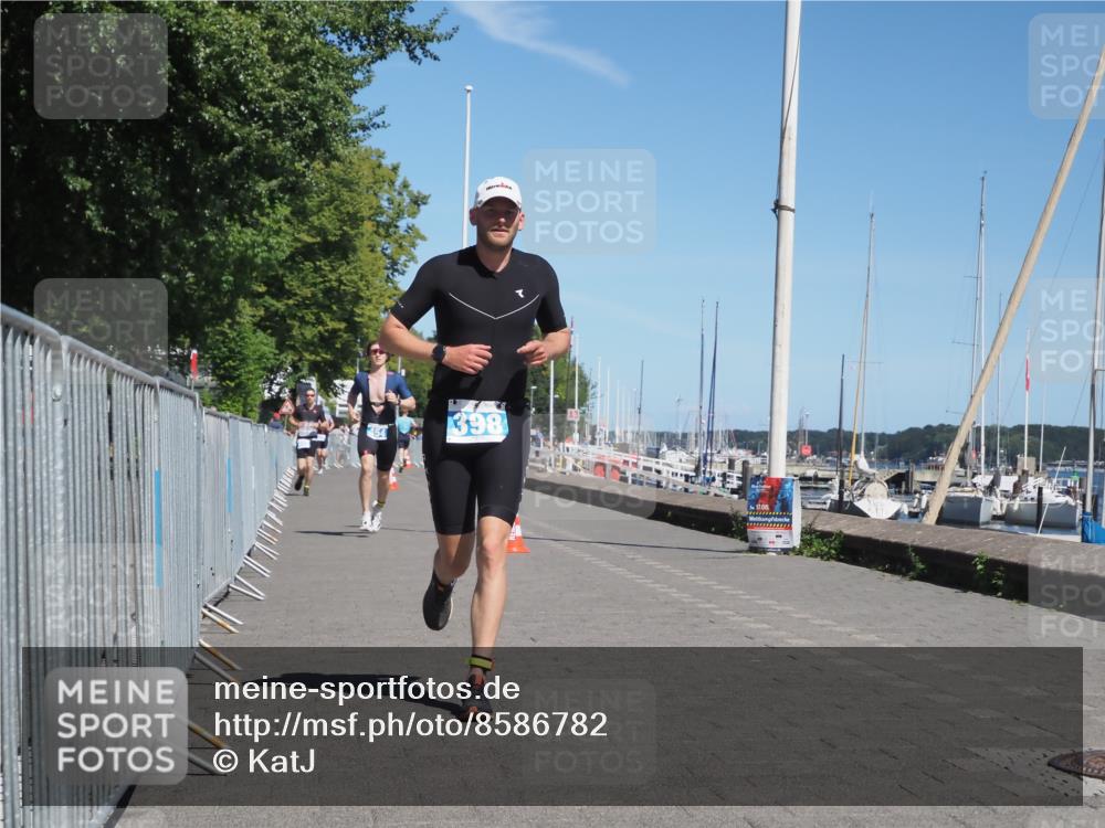 17.08.2025 - KN Förde Triathlon 2025 KatJ http://msf.ph/oto/8586782 17.08.2025 13:28:57 Laufen 398, 402, 454 meine-sportfotos.de