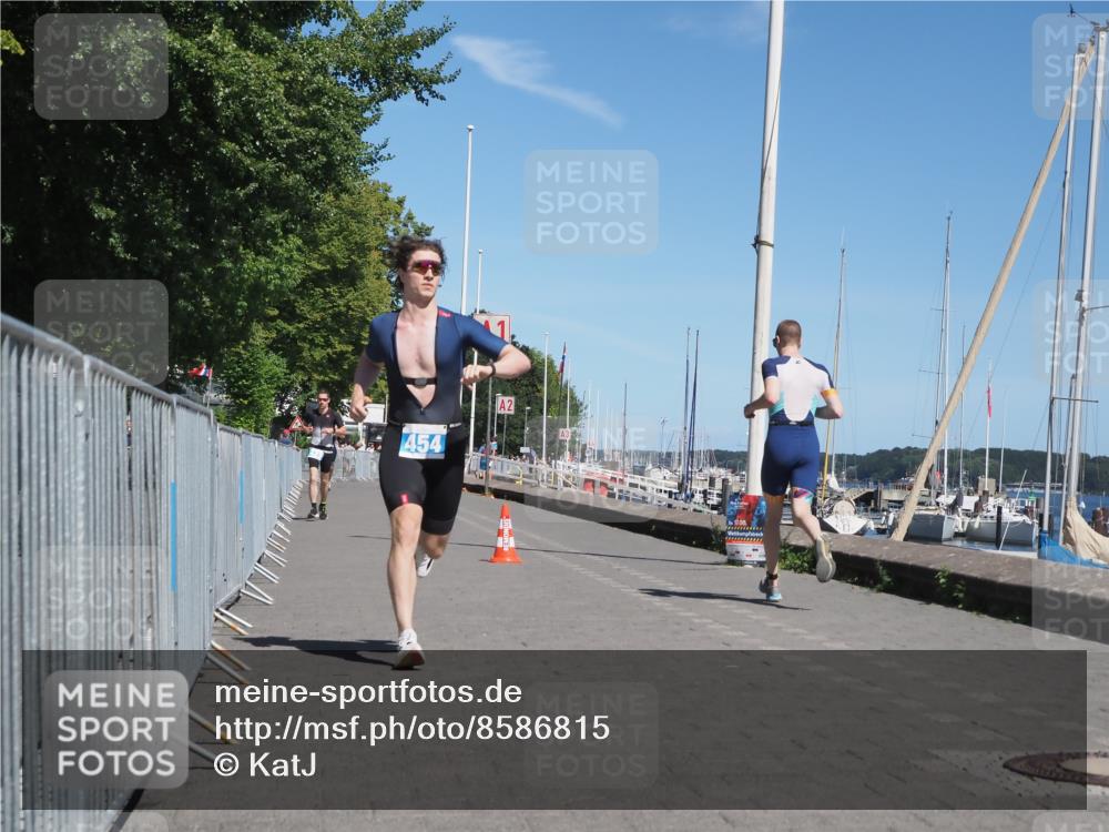 17.08.2025 - KN Förde Triathlon 2025 KatJ http://msf.ph/oto/8586815 17.08.2025 13:29:00 Laufen 398, 454 meine-sportfotos.de