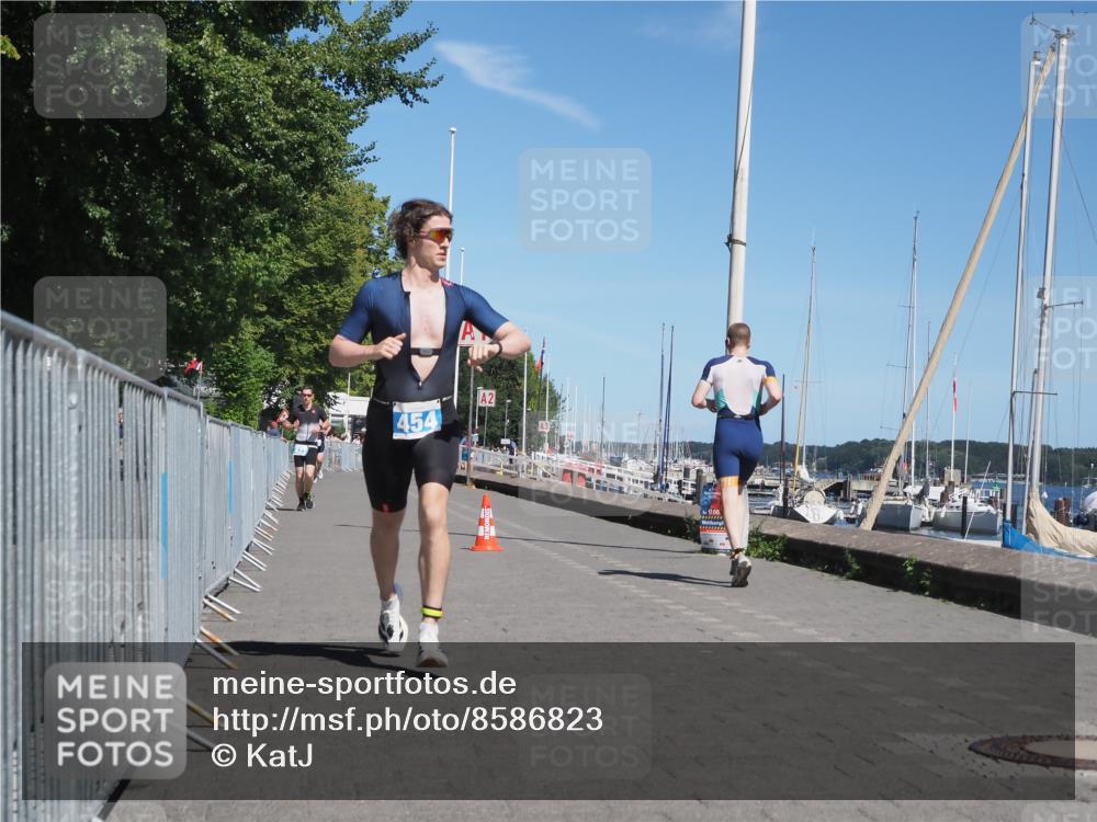 17.08.2025 - KN Förde Triathlon 2025 KatJ http://msf.ph/oto/8586823 17.08.2025 13:29:00 Laufen 398, 454 meine-sportfotos.de