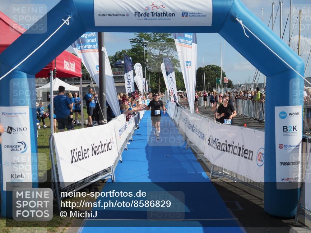 17.08.2025 - KN Förde Triathlon 2025 MichiJ http://msf.ph/oto/8586829 17.08.2025 10:26:28 Laufen 110, 166, 168 meine-sportfotos.de