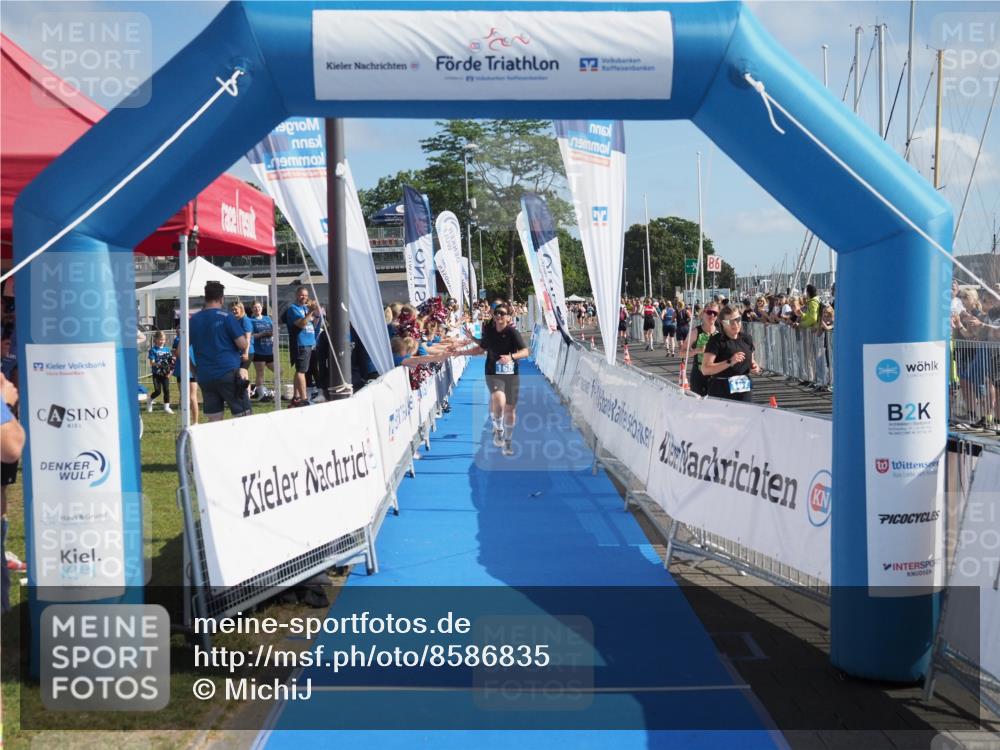 17.08.2025 - KN Förde Triathlon 2025 MichiJ http://msf.ph/oto/8586835 17.08.2025 10:26:28 Laufen 110, 166, 168 meine-sportfotos.de
