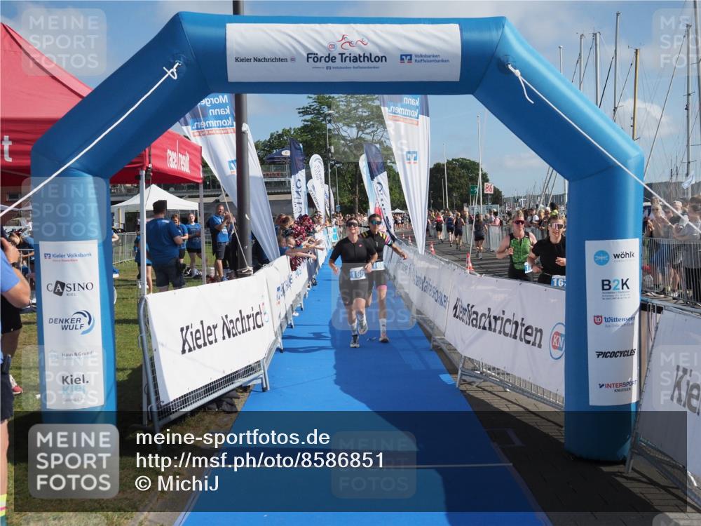 17.08.2025 - KN Förde Triathlon 2025 MichiJ http://msf.ph/oto/8586851 17.08.2025 10:26:29 Laufen 166, 168 meine-sportfotos.de