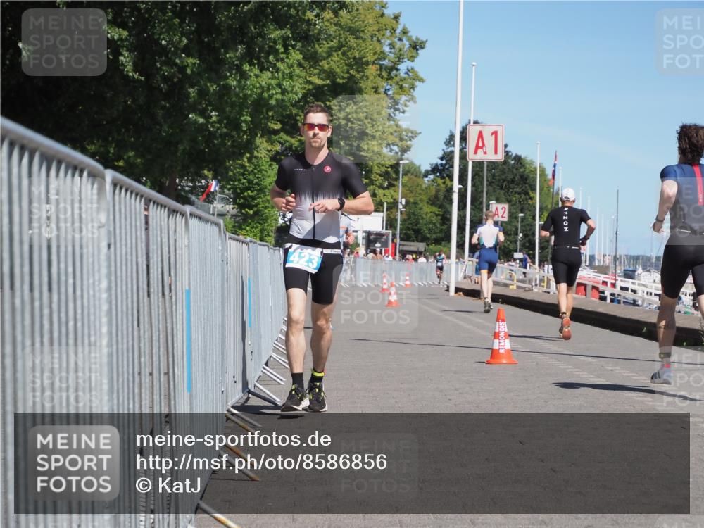 17.08.2025 - KN Förde Triathlon 2025 KatJ http://msf.ph/oto/8586856 17.08.2025 13:29:07 Laufen 423, 442 meine-sportfotos.de