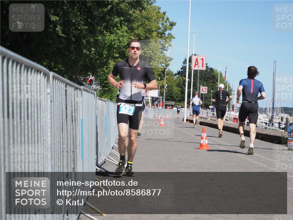 17.08.2025 - KN Förde Triathlon 2025 KatJ http://msf.ph/oto/8586877 17.08.2025 13:29:08 Laufen 423, 442 meine-sportfotos.de