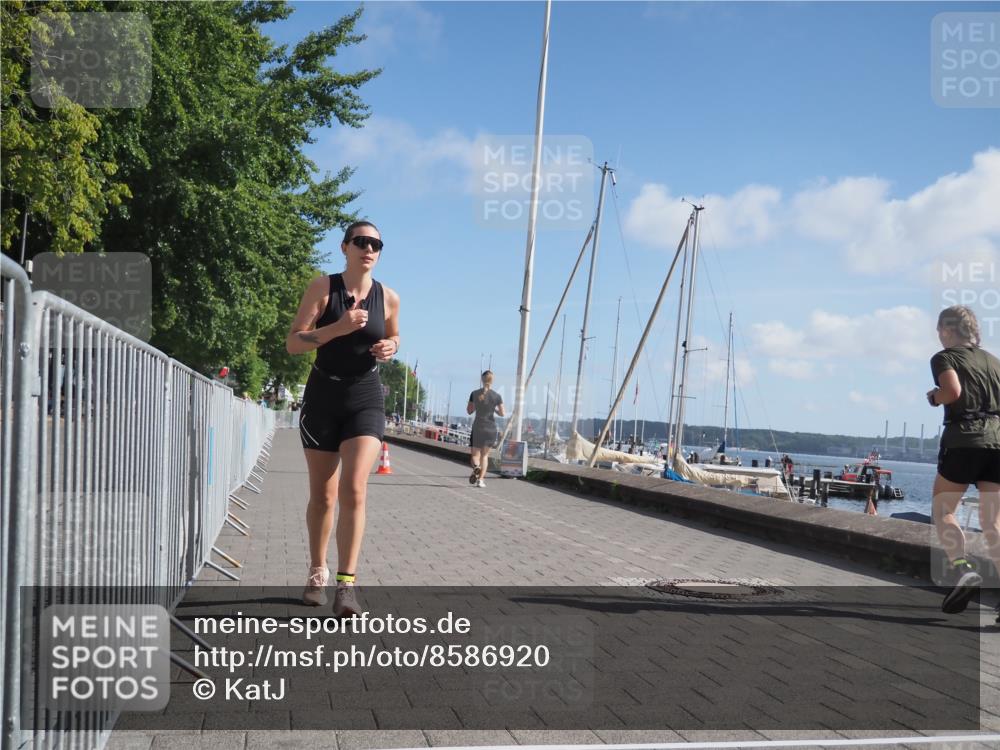 17.08.2025 - KN Förde Triathlon 2025 KatJ http://msf.ph/oto/8586920 17.08.2025 10:36:12 Laufen 248 meine-sportfotos.de