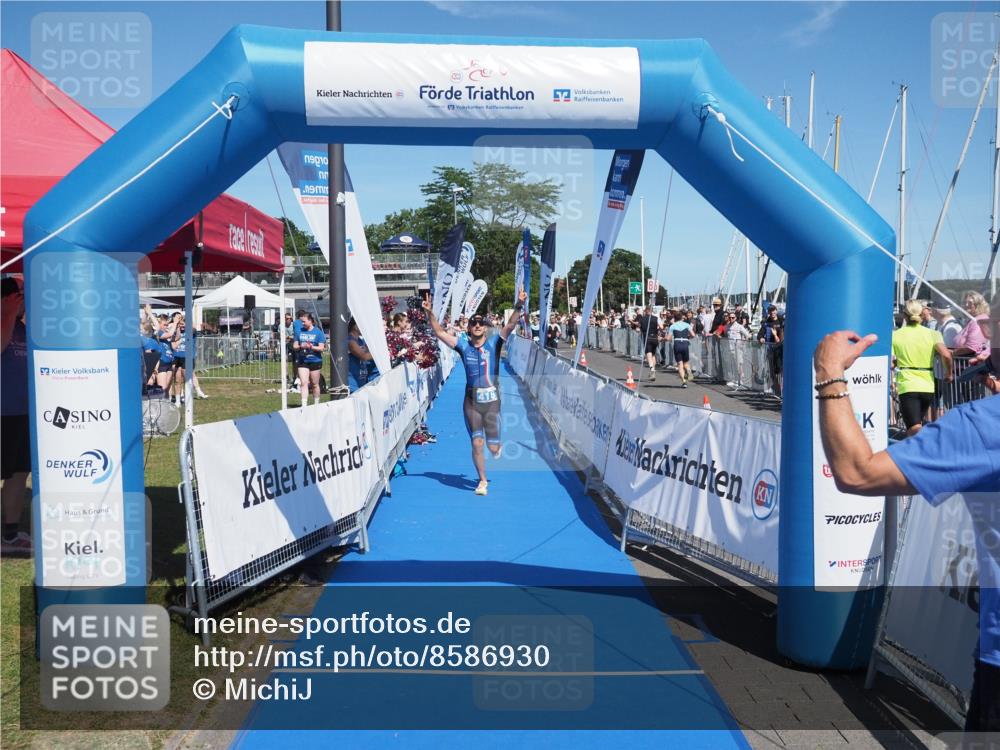 17.08.2025 - KN Förde Triathlon 2025 MichiJ http://msf.ph/oto/8586930 17.08.2025 13:37:07 Laufen 418 meine-sportfotos.de