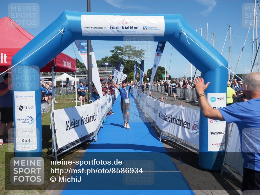 17.08.2025 - KN Förde Triathlon 2025 MichiJ http://msf.ph/oto/8586934 17.08.2025 13:37:07 Laufen 418 meine-sportfotos.de