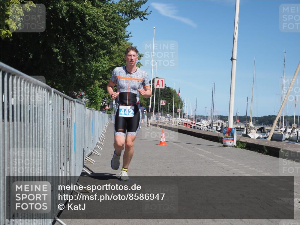 17.08.2025 - KN Förde Triathlon 2025 KatJ http://msf.ph/oto/8586947 17.08.2025 13:29:14 Laufen 442 meine-sportfotos.de