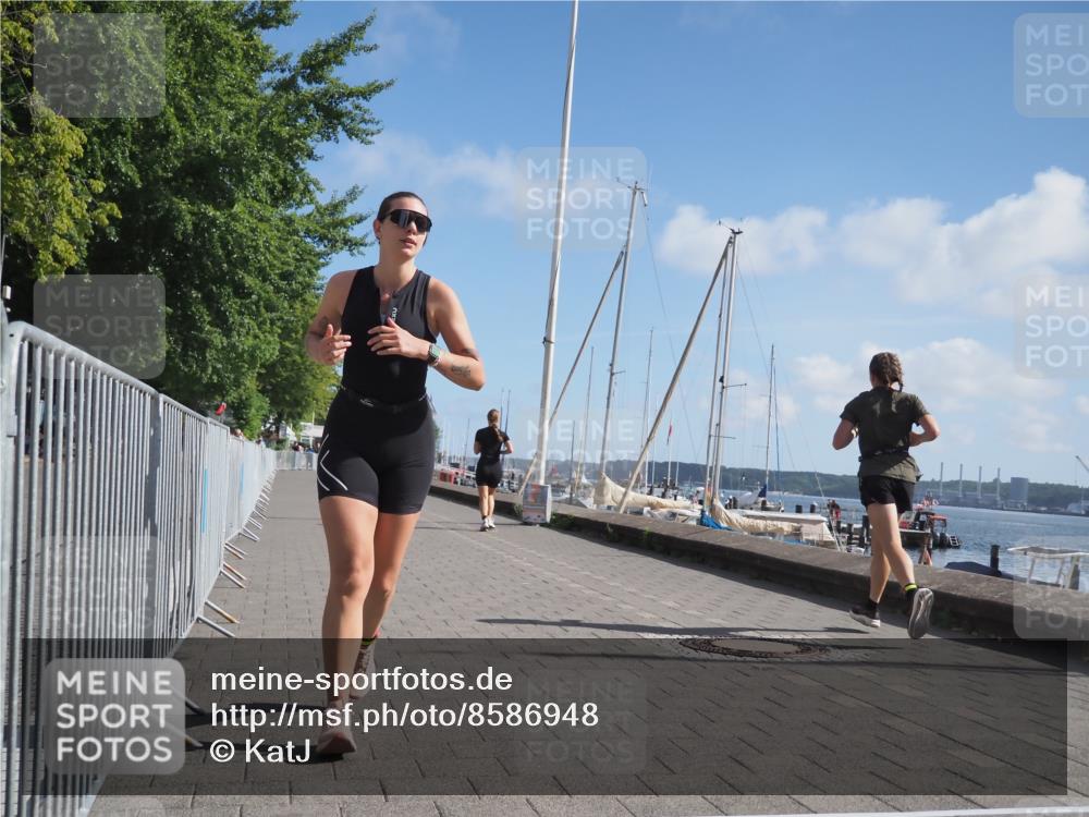 17.08.2025 - KN Förde Triathlon 2025 KatJ http://msf.ph/oto/8586948 17.08.2025 10:36:13 Laufen 248 meine-sportfotos.de