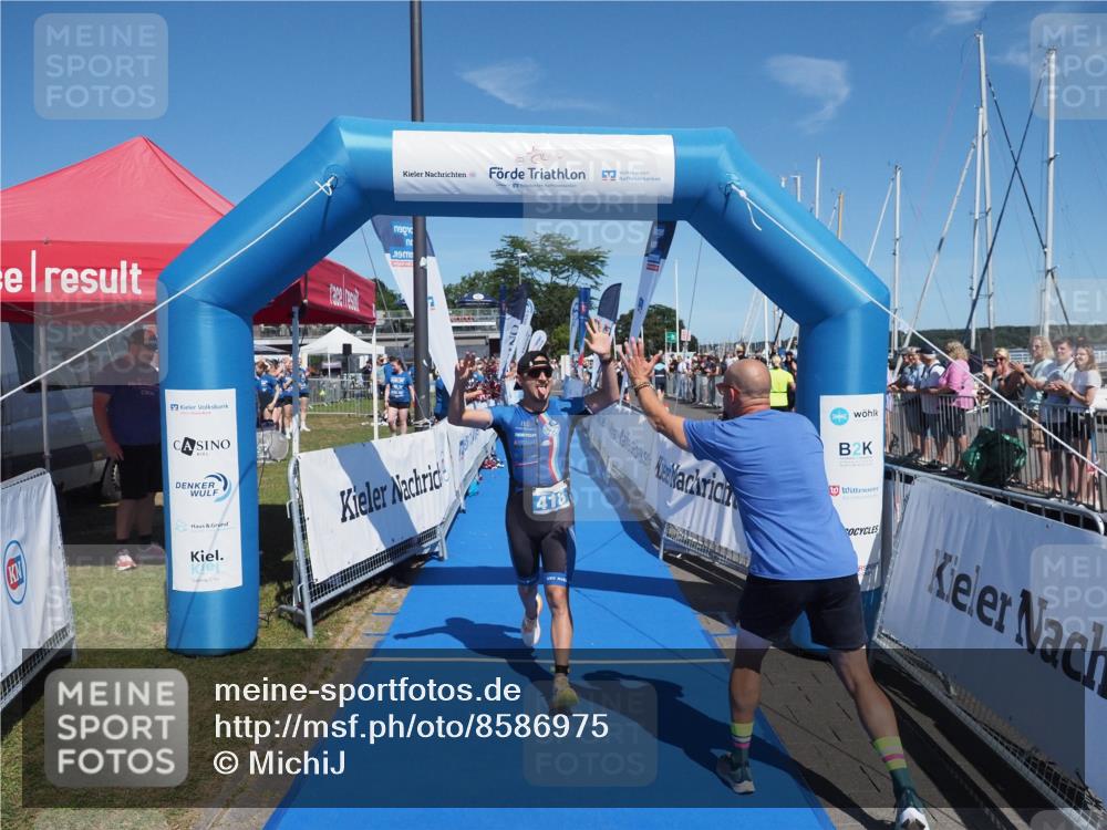 17.08.2025 - KN Förde Triathlon 2025 MichiJ http://msf.ph/oto/8586975 17.08.2025 13:37:09 Laufen 418 meine-sportfotos.de