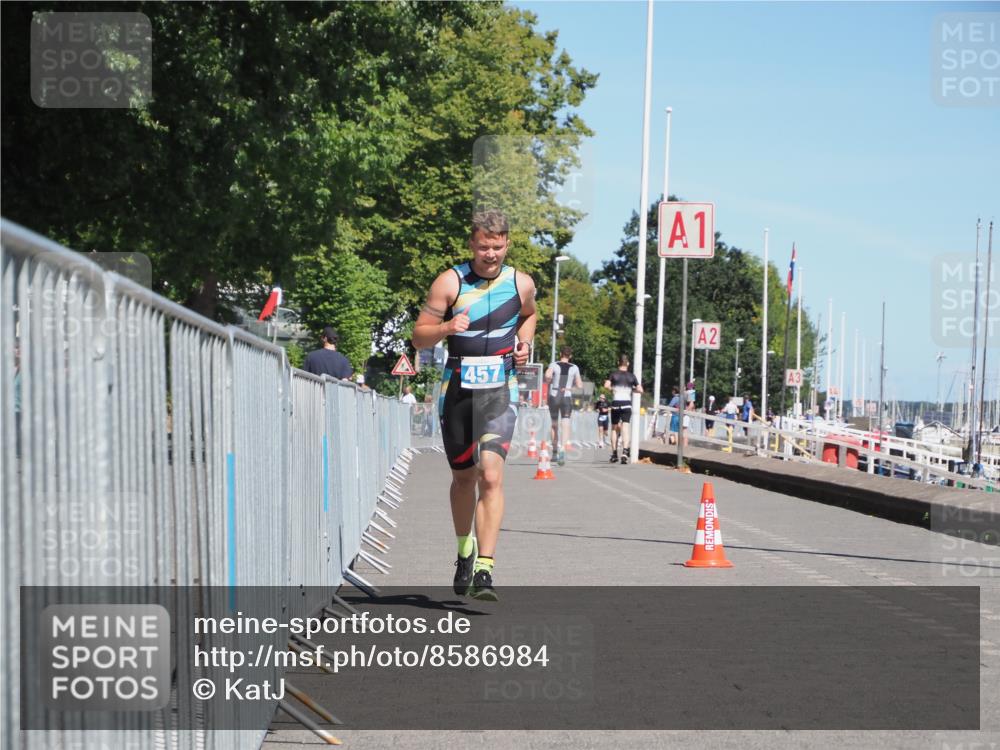 17.08.2025 - KN Förde Triathlon 2025 KatJ http://msf.ph/oto/8586984 17.08.2025 13:29:34 Laufen 457 meine-sportfotos.de